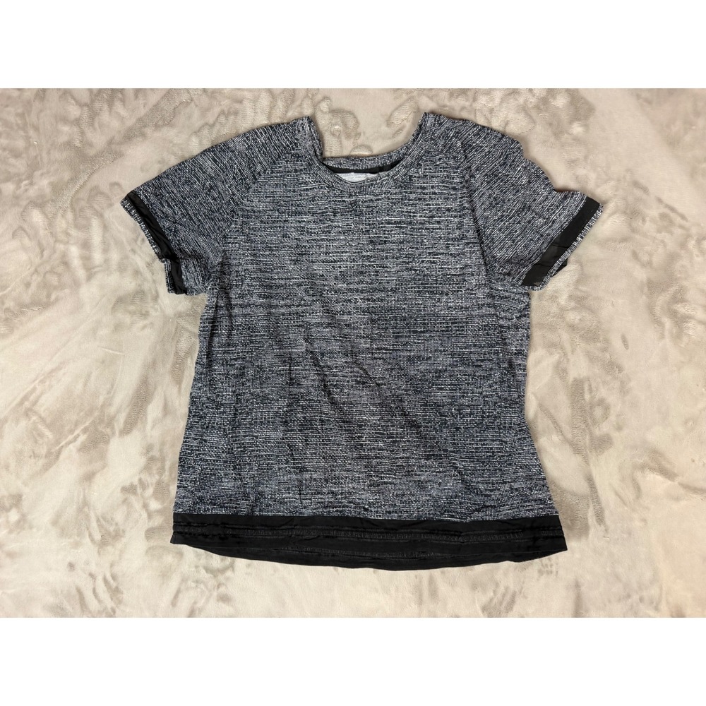 Lululemon Black White Space Dye Mesh Trim Short Sleeve Athletic Top Size 8